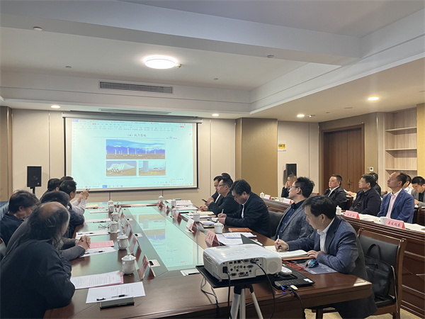 1684222542807750.jpg 4月29日,集团对接并邀请中国国促会农安委来歙投资考察并开展座谈,县领导汪凯、吴志平、王坤、毕孟飞及相关县直单位参加座谈,会上就合作项目有关情况进行交流。.jpg